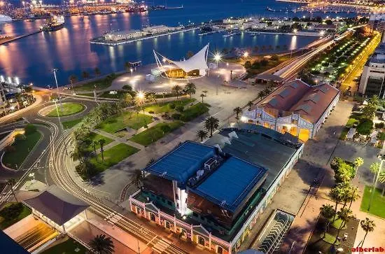 Estudio Con Terraza Vista Mar Ii דירה *